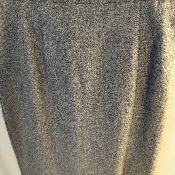 Vintage Isaac Hazan Classic 100% Wool Lined Skirt Midi Length Gray Size 12 - Picture 3 of 6
